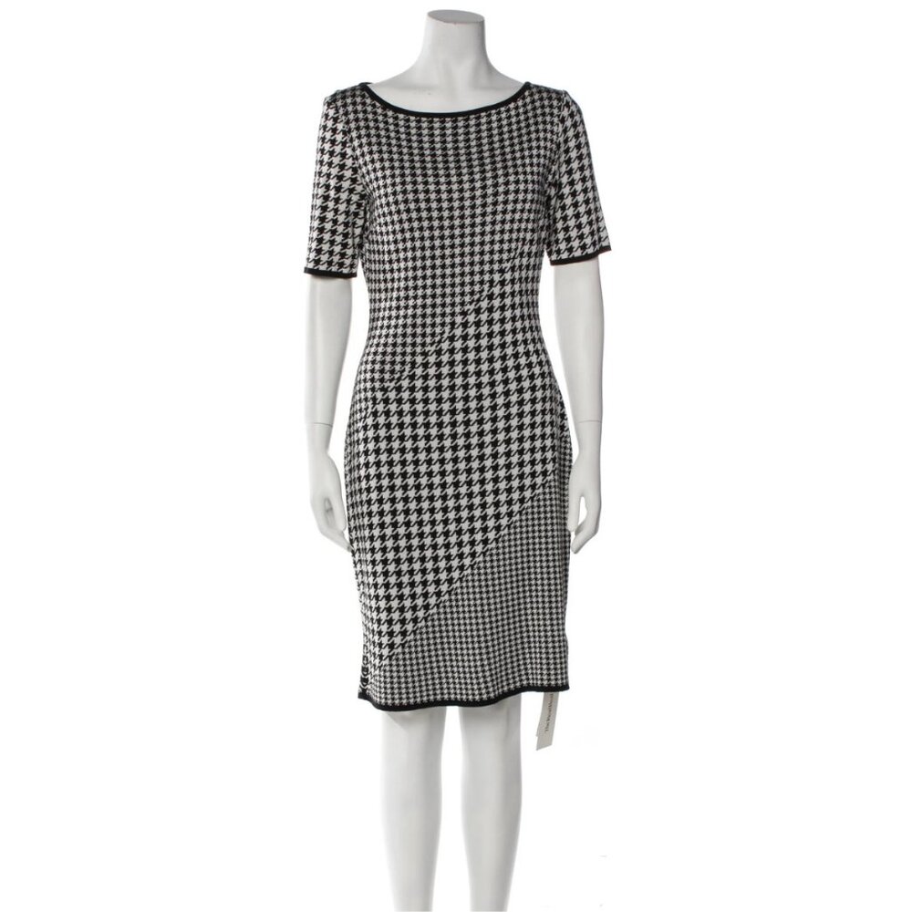 St. John Houndstooth Sheath Dress – Size S / 4 Knee-Length Classic Black & White